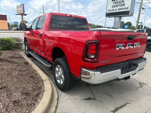 Used 2026 RAM 2500 Big Horn AWD/4WD image 4