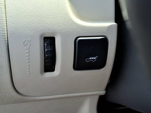 Used 2010 Ford Flex SEL AWD/4WD image 13