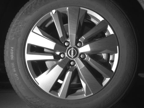 Used 2025 Nissan Pathfinder SV AWD/4WD image 13