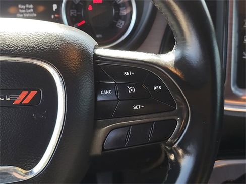 Used 2017 Dodge Challenger R/T image 24