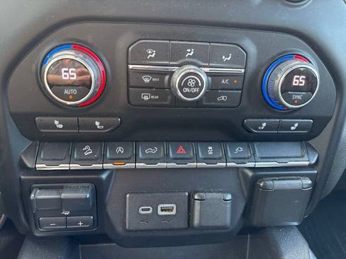 Used 2020 Chevrolet Silverado 1500 RST AWD/4WD image 20