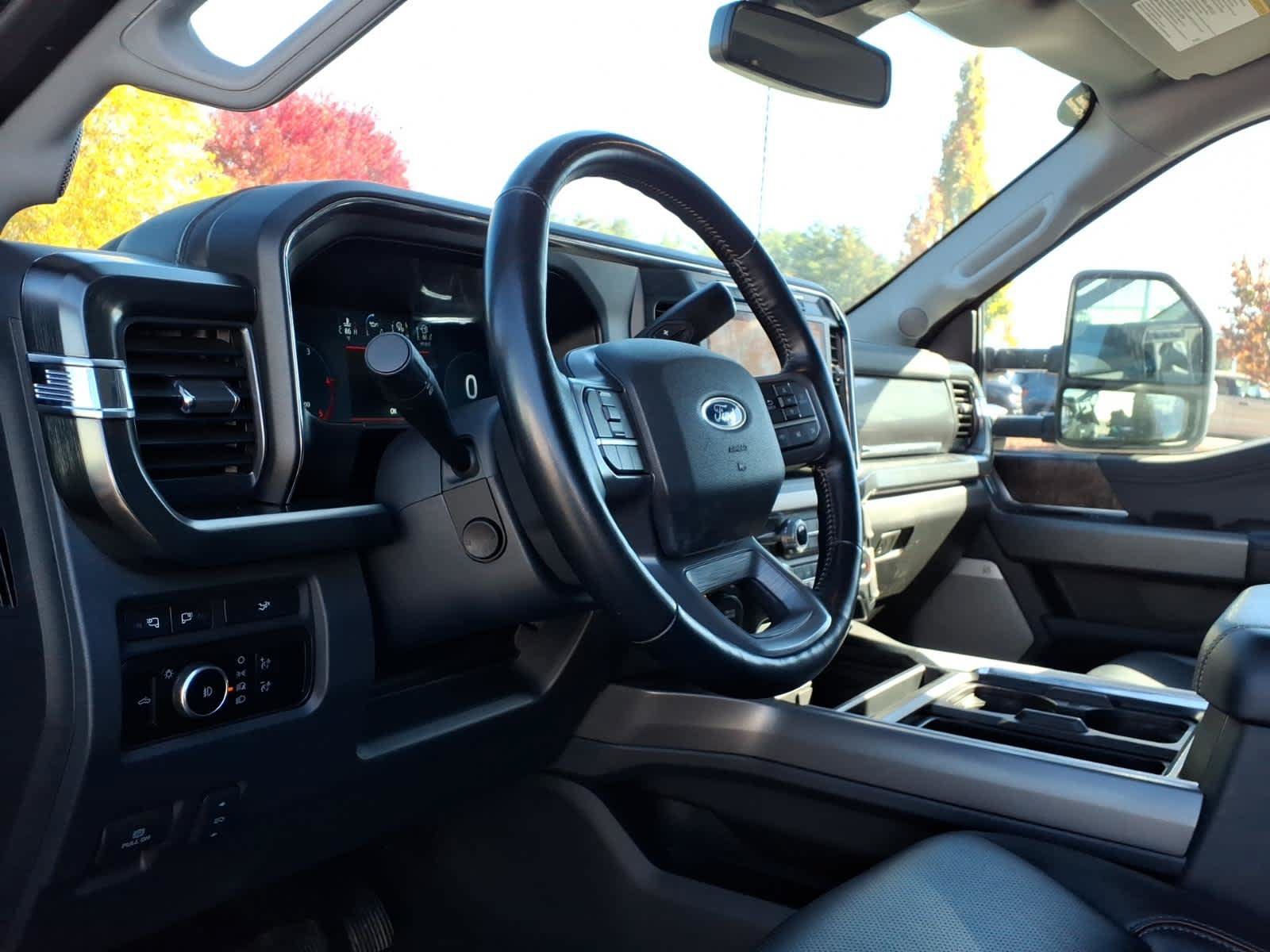 Used 2024 Ford F250 Lariat AWD/4WD image 14