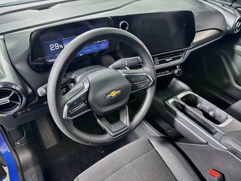 Used 2026 Chevrolet Equinox EV LT image 10