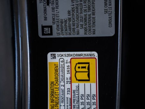 Used 2021 GMC Yukon SLT image 51