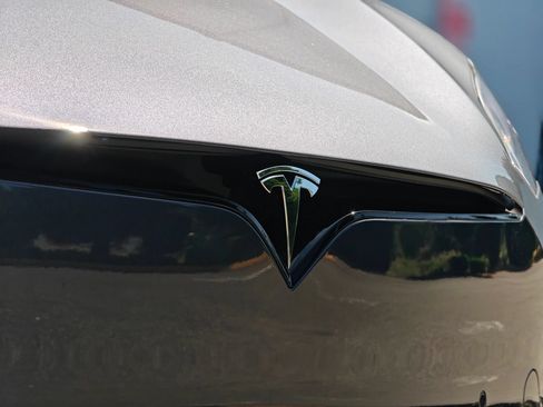 Used 2021 Tesla Model S Plaid AWD/4WD image 10