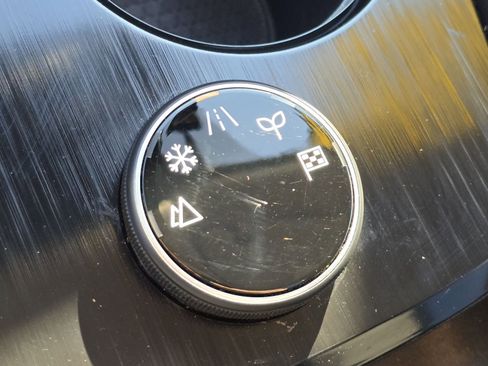 Used 2023 Nissan Rogue SL w/ SL Premium Package image 27