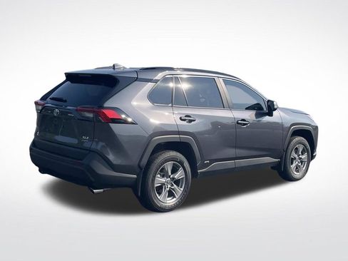 Used 2025 Toyota RAV4 XLE w/ Convenience Package AWD/4WD image 8