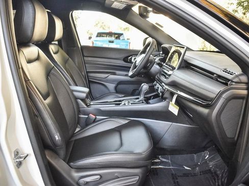 New 2026 Jeep Compass Limited image 16