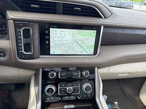 Used 2023 GMC Yukon Denali w/ LPO, Floor Liner Package image 16
