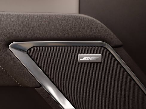 Used 2024 Chevrolet Silverado 1500 LTZ image 28