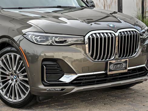 Used 2021 BMW X7 xDrive40i w/ Premium Package AWD/4WD image 2