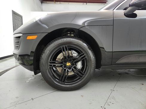 Used 2016 Porsche Macan S image 29