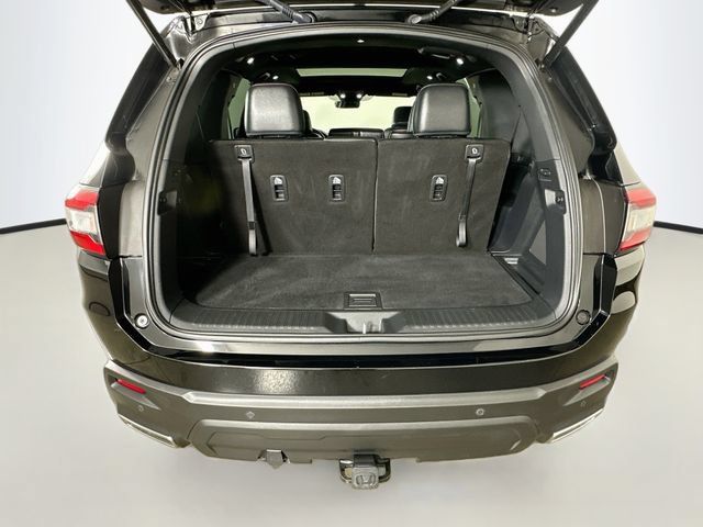 Certified 2025 Honda Pilot Black Edition image 35