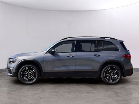 New 2026 Mercedes-Benz GLB 250 4MATIC image 4
