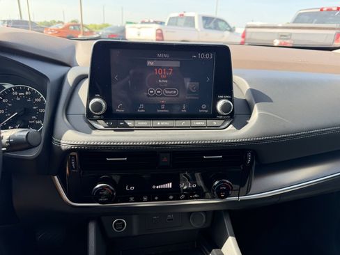 Used 2021 Nissan Rogue SV FWD image 43
