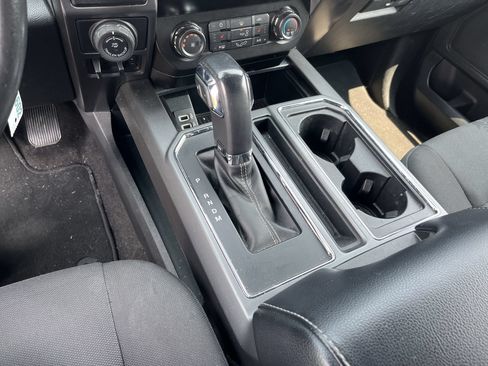 Used 2019 Ford F150 XLT w/ Equipment Group 302A Luxury AWD/4WD image 20
