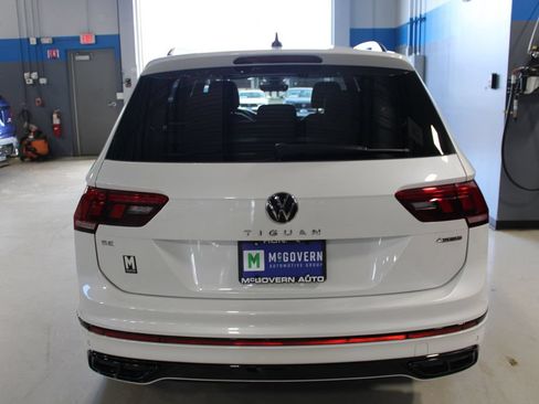 Used 2024 Volkswagen Tiguan SE R-Line AWD/4WD image 27