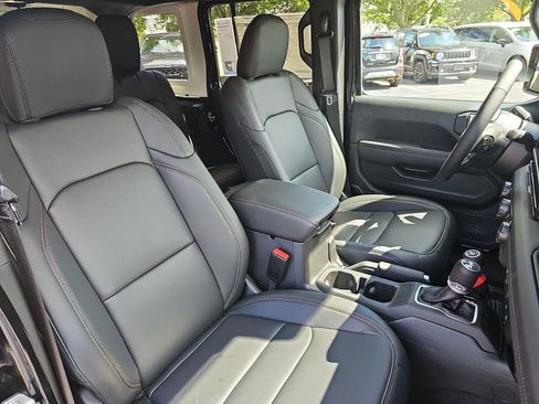 New 2025 Jeep Wrangler Sahara image 10