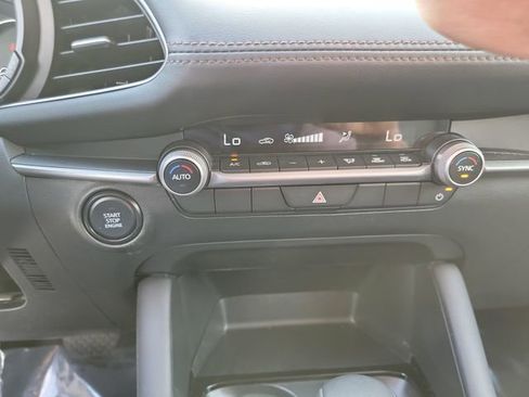 Used 2025 MAZDA MAZDA3 s FWD image 19