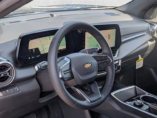 New 2026 Chevrolet Equinox LT w/ Safety and Technology Package AWD/4WD video 3