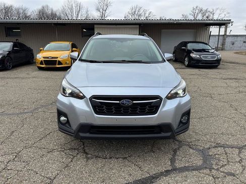 Used 2018 Subaru Crosstrek 2.0i Limited image 3