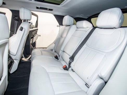 Used 2023 Land Rover Range Rover Sport SE AWD/4WD image 14