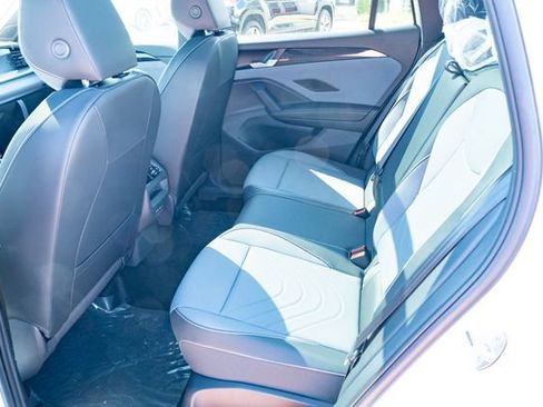 New 2026 Volkswagen Tiguan SE R-Line FWD image 31