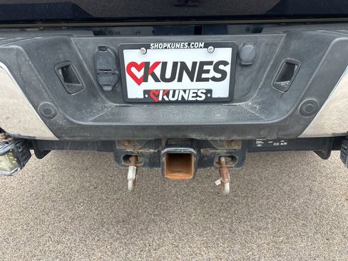 Used 2022 Ford F250 XLT w/ XLT Premium Package image 10