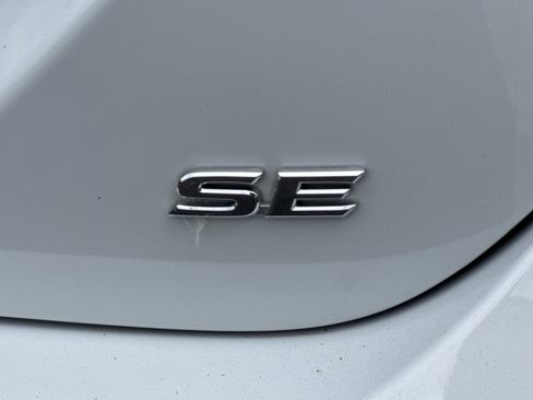 Used 2023 Toyota Camry SE FWD image 26