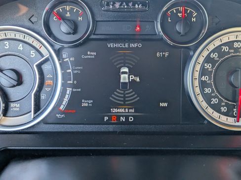 Used 2017 RAM 1500 Big Horn image 32