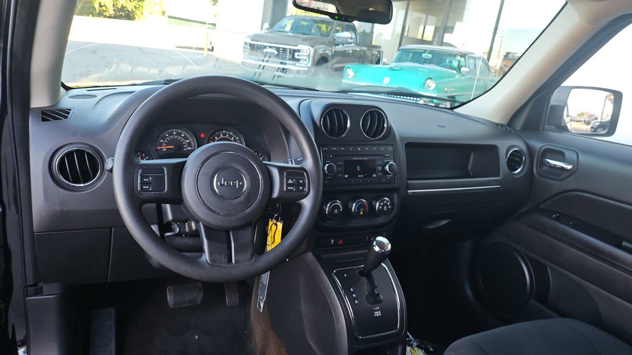 Used 2014 Jeep Patriot Sport w/ Power Value Group FWD image 13