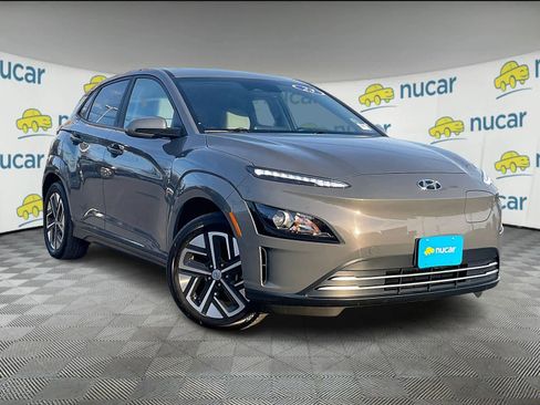 Used 2023 Hyundai Kona SEL image 1
