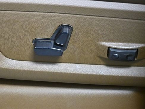 Used 2020 RAM 3500 Laramie image 14