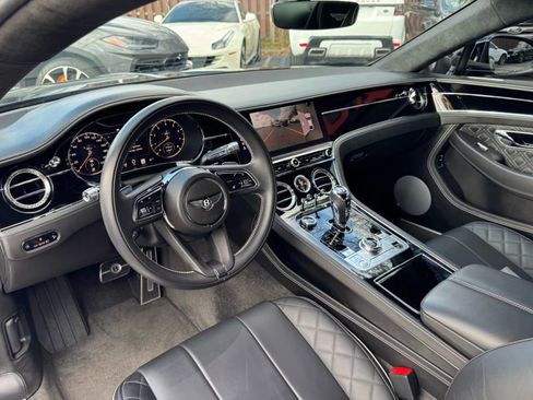 Used 2022 Bentley Continental GT AWD/4WD image 9