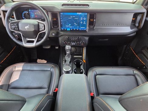 Used 2024 Ford Bronco Badlands AWD/4WD image 15