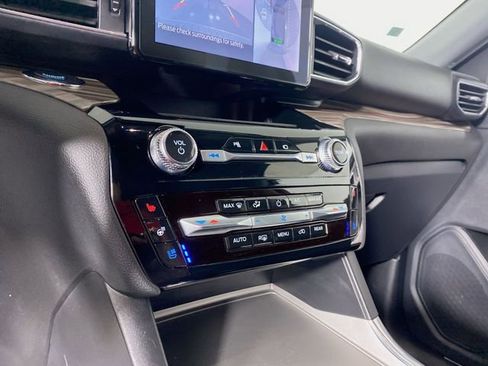 Used 2022 Ford Explorer Limited w/ Hybrid Equipment Group 310A image 9