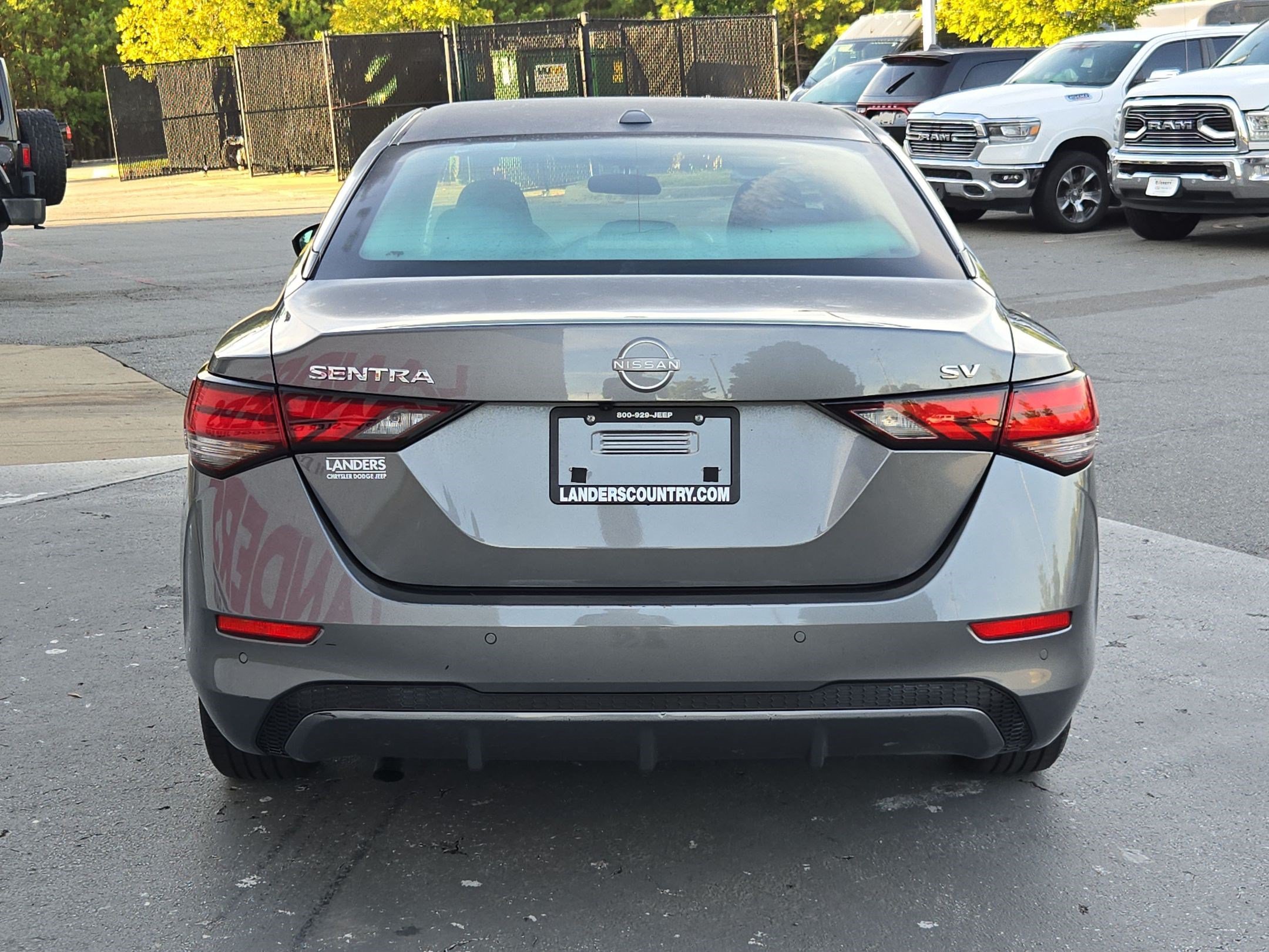 Used 2024 Nissan Sentra SV FWD image 6