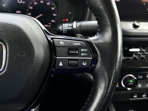Used 2025 Honda Accord Touring image 16