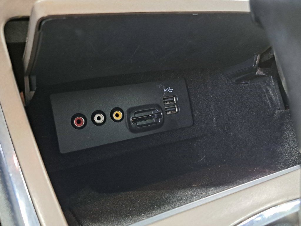 Used 2015 Lincoln MKX AWD image 16