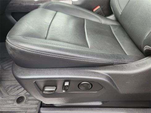 Used 2023 Chevrolet Silverado 1500 LTZ w/ LTZ Premium Package image 9