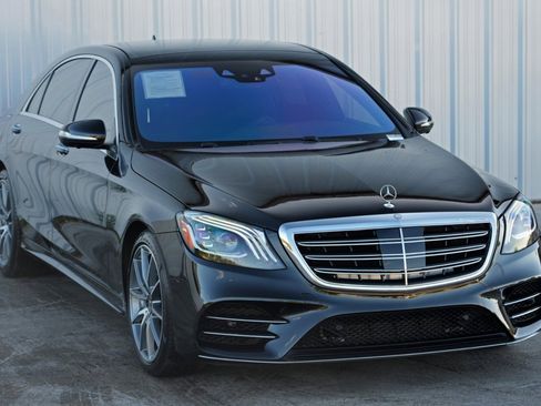 Used 2018 Mercedes-Benz S 560 Sedan w/ AMG Line Exterior image 53
