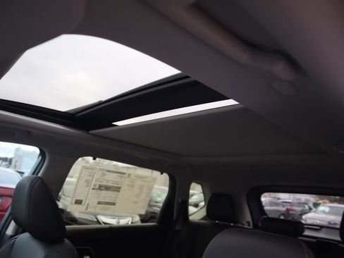 New 2026 Nissan Rogue Platinum image 14