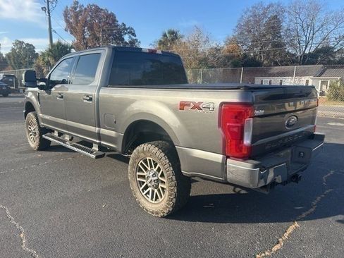 Used 2019 Ford F250 Lariat w/ Lariat Ultimate Package image 3