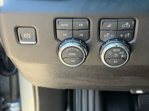 Certified 2024 GMC Sierra 2500 AT4X AWD/4WD image 28