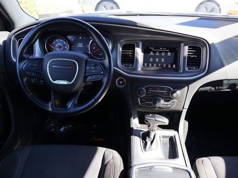 Used 2022 Dodge Charger SXT image 35