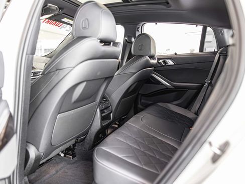 Used 2024 BMW X6 xDrive40i AWD/4WD image 33