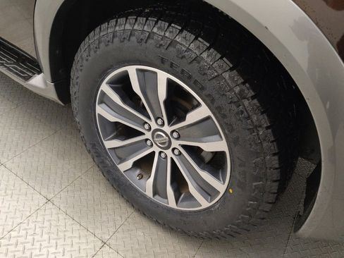 Used 2020 Nissan Armada SL w/ Premium Package image 31