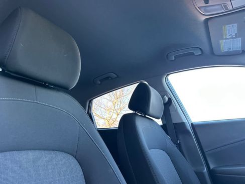 Used 2023 Hyundai Kona SEL image 17