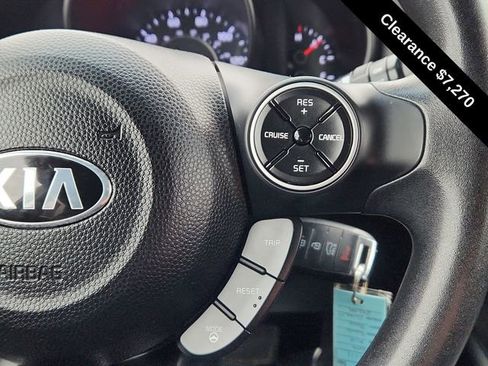 Used 2016 Kia Soul image 34