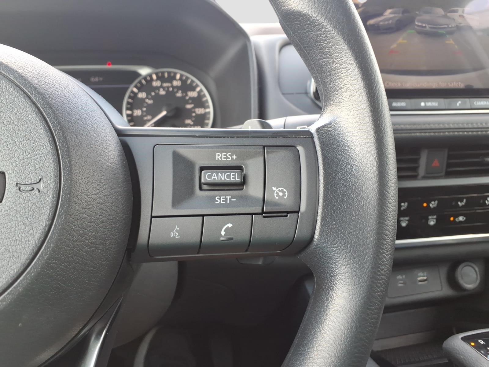 Used 2023 Nissan Rogue S AWD/4WD image 22